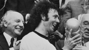 Franz Beckenbauer, o 'Kaiser' alemão bem sucedido em todas as frentes