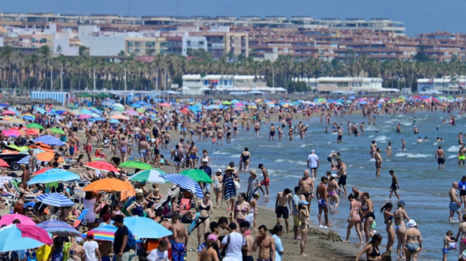 España recibió este verano una cifra récord de 21,8 millones de turistas