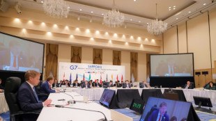 Le G7 veut "accélérer" sa sortie des énergies fossiles et cesser sa pollution plastique