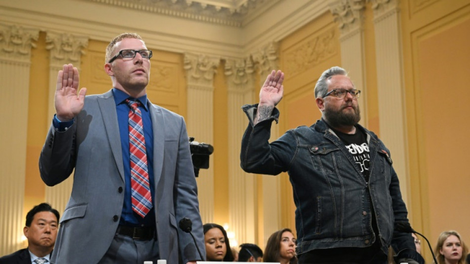 Attaque du Capitole: l'extrême droite a répondu à un "appel aux armes" de Trump