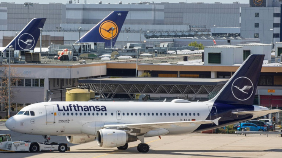 Bundesregierung kritisiert Lufthansa-Pläne für Manager-Boni