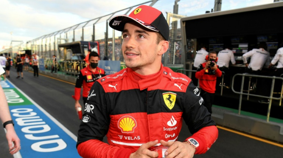 F1: Leclerc coiffe Verstappen pour la pole position du GP d'Australie