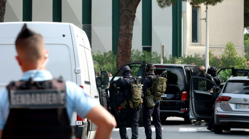 Synagogue attack suspect caught in shootout with French police: source 