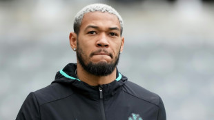 Joelinton sofre lesão na coxa e ficará afastado por 6 semanas