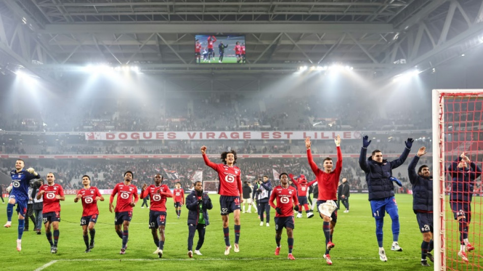 Ligue 1: Lille renverse Nice (2-1) et monte enfin sur le podium