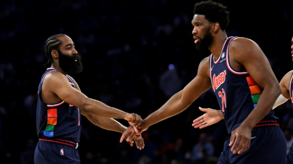 NBA: le Jazz éclipse les Suns, Embiid/Harden brillent, les Lakers sombrent