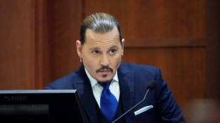 Au tribunal, Johnny Depp se présente comme victime de violences conjugales