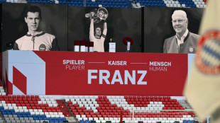 Allianz Arena dá seu último adeus a Franz Beckenbauer