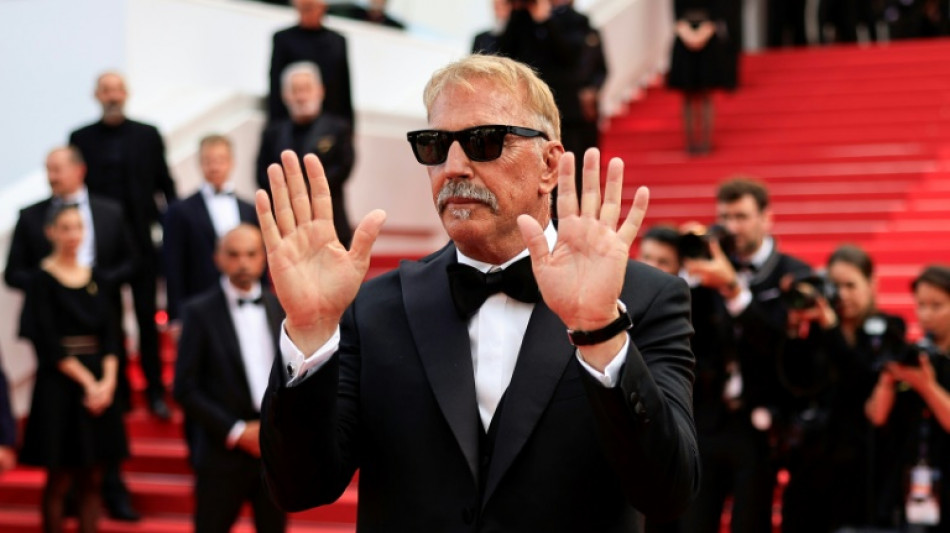 Cannes: Serebrennikov présente sa créature "Limonov" et Costner sa saga western