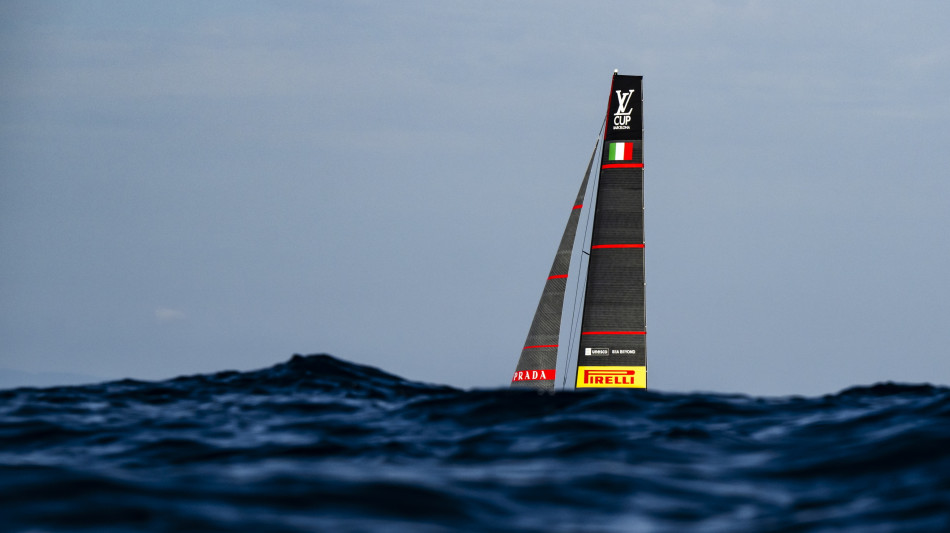 Louis Vuitton Cup: annullate le regate di oggi per il maltempo