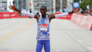 Comoção no atletismo após a morte de Kelvin Kiptum, recordista mundial da maratona