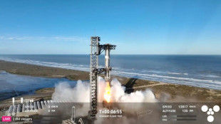 SpaceX catches Starship booster again, but upper stage explodes