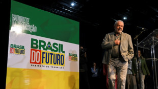 Brésil: investiture festive mais sous haute surveillance pour Lula