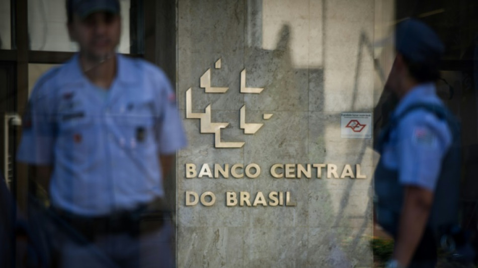 Banco Central de Brasil recorta tasa de interés 0,5 puntos, a 11,25%