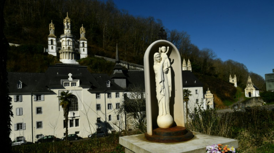 O 'sistema de predadores' sexuais em uma escola católica na França