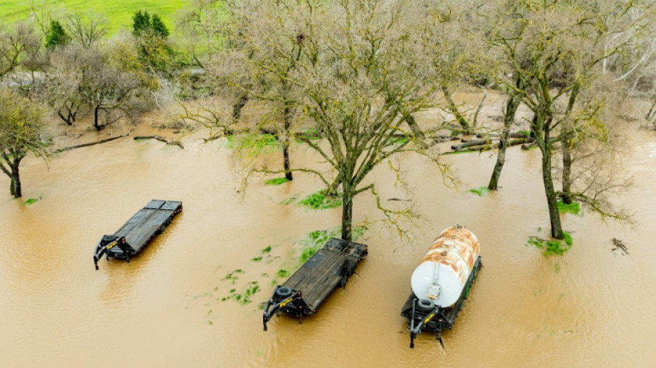 Estado de emergencia en California luego que gran tormenta corta energía