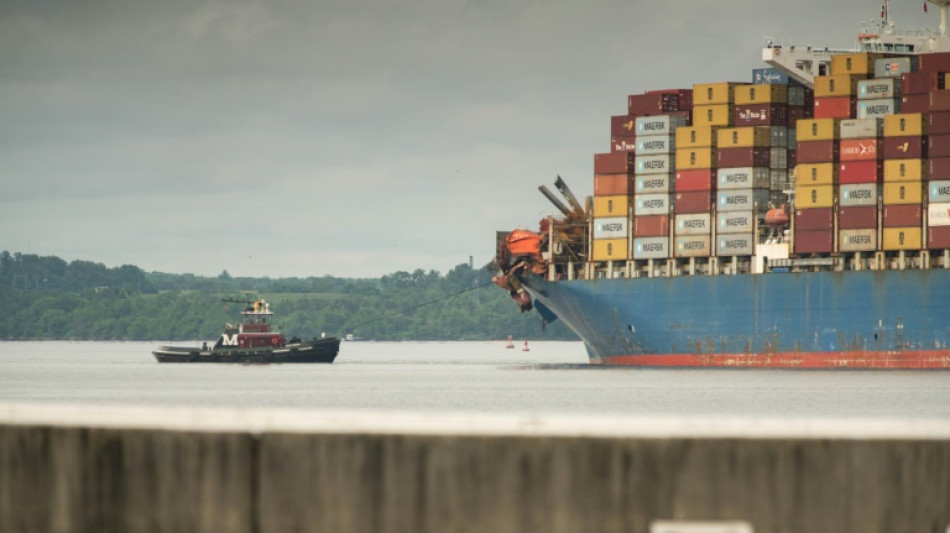 Ship that destroyed Baltimore bridge being towed to port