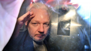 La défense de Julian Assange se bat pour un dernier recours contre son extradition