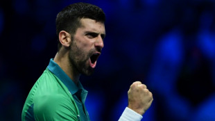 Djokovic vence Alcaraz e vai enfrentar Sinner na final do ATP Finals