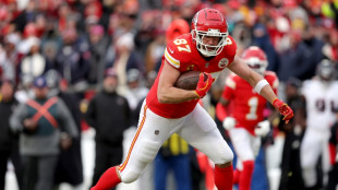 Kelce, Mahomes double-act leads Chiefs past Texans in NFL playoffs