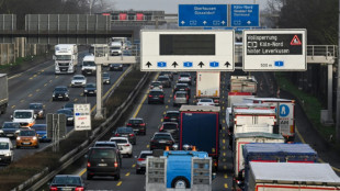 Autofahrerin von Lärmschutzwand erschlagen: Prozess in Köln begonnen