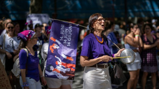 Zehntausende Schweizerinnen beteiligen sich an Frauenstreik