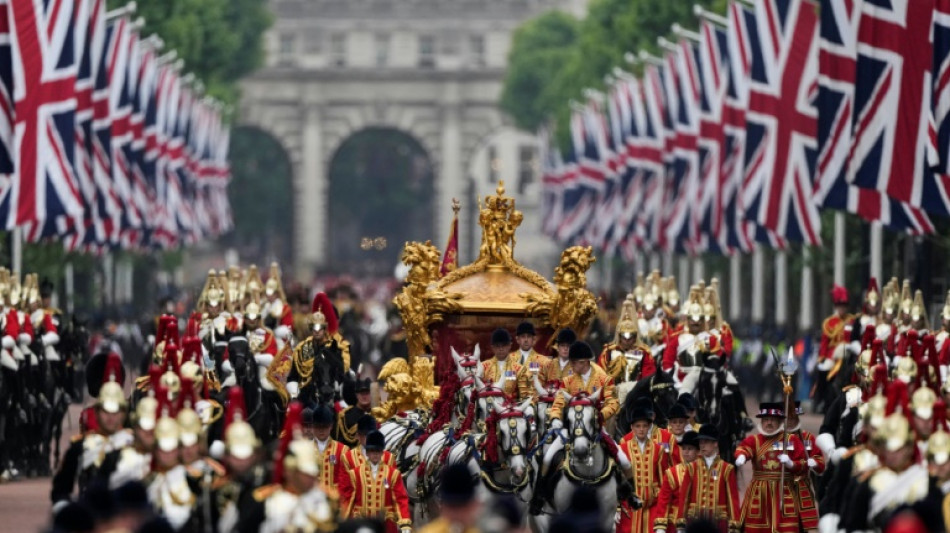 Queen Elizabeth II ends historic jubilee with vow to carry on