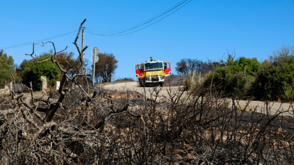 Dos incendios en el sur de Francia obligan a evacuar a unas 3.000 personas