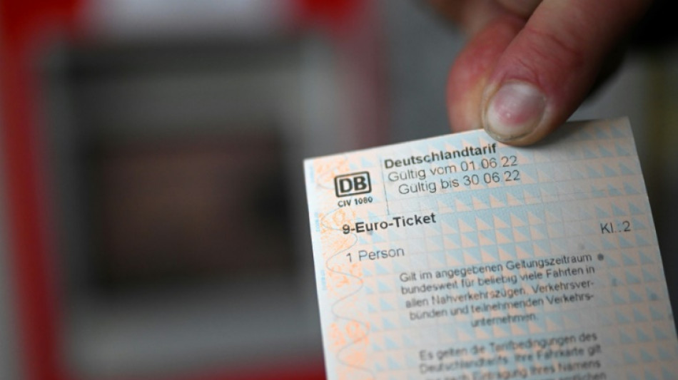 Einigung auf Nachfolge von Neun-Euro-Ticket hängt weiter an Finanzierungsfragen