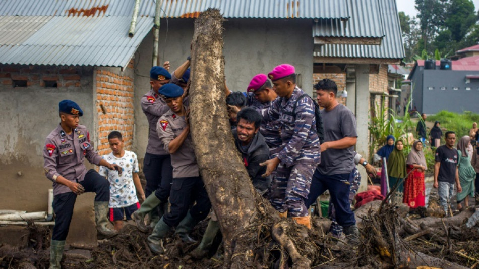 Indonésie: le bilan des inondations monte à 50 morts et 27 disparus