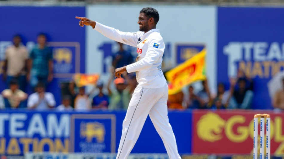 Sri Lanka debutant Peiris spins New Zealand towards innings defeat