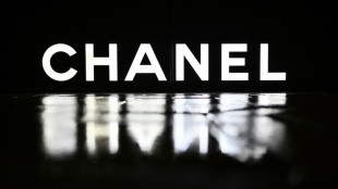 Chanel: cherche candidat(e) pour poste de directeur artistique