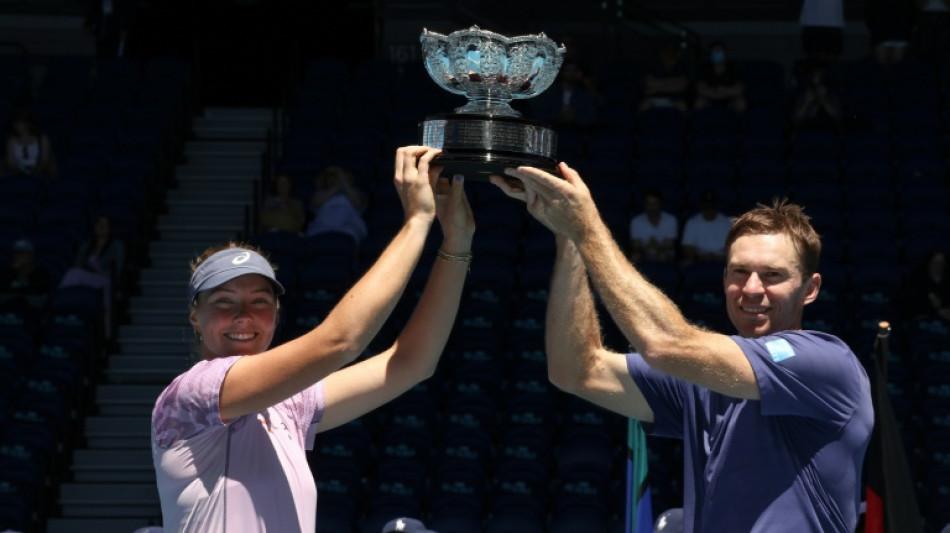 Peers and Gadecki win Australian Open mixed doubles