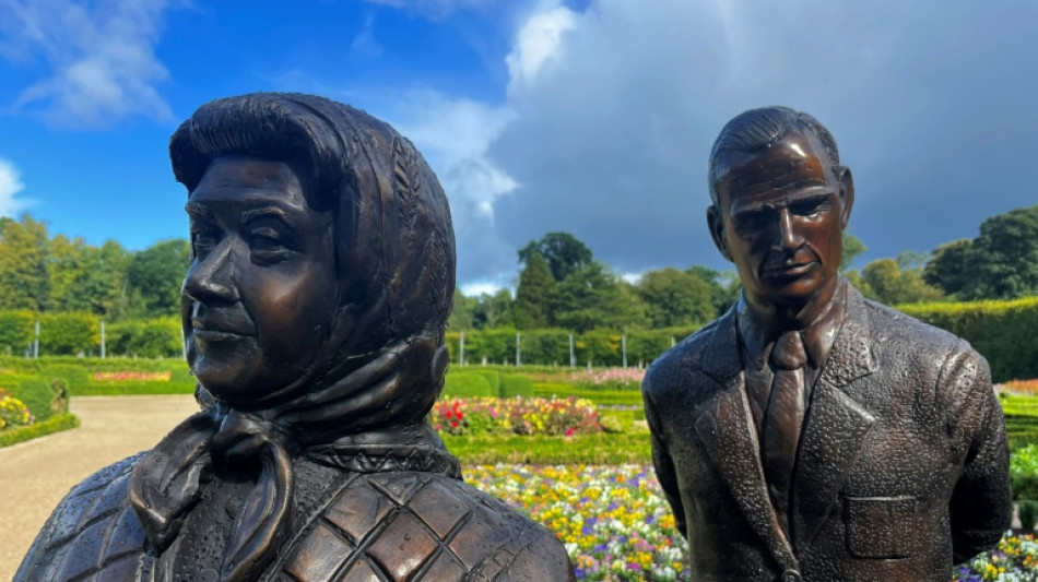 En Irlande du Nord, une nouvelle statue d'Elizabeth II suscite des réactions mitigées