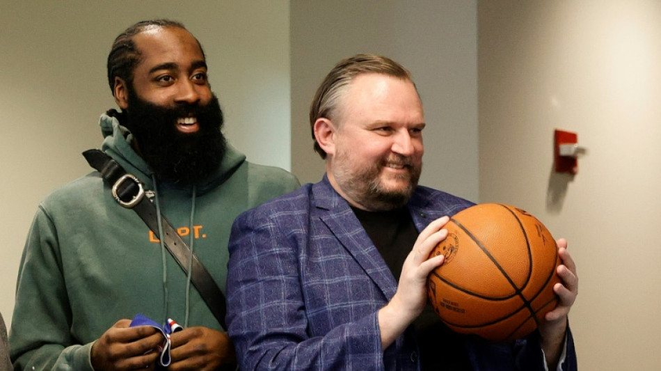 Harden chama presidente dos 76ers de 'mentiroso' e se nega a continuar na equipe sob seu comando