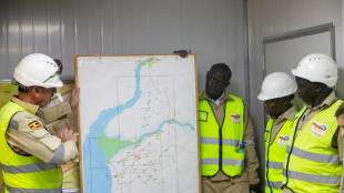 Französischer Energiekonzern TotalEnergies beginnt mit Ölbohrungen in Uganda 