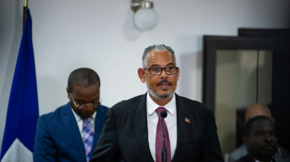 Un nouveau Premier ministre en Haïti, tirs sur un avion de ligne américain