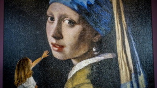 Científicos, en pos del secreto del lienzo de Vermeer "La joven de la perla"