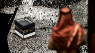 Les fidèles à Mina avant le moment fort du hajj