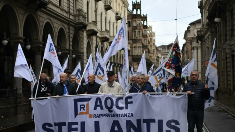 Grève "historique" contre la chute de la production chez Stellantis en Italie