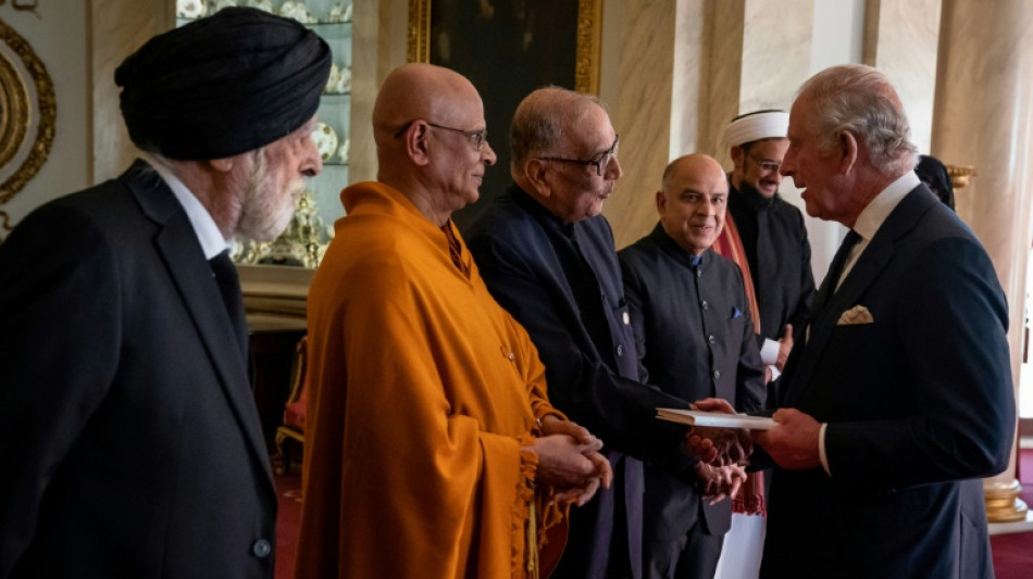 Krönung von Charles bezieht andere Religionen und keltische Sprachen mit ein