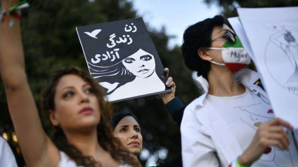 Iran schoolgirls lead protests over Mahsa Amini death