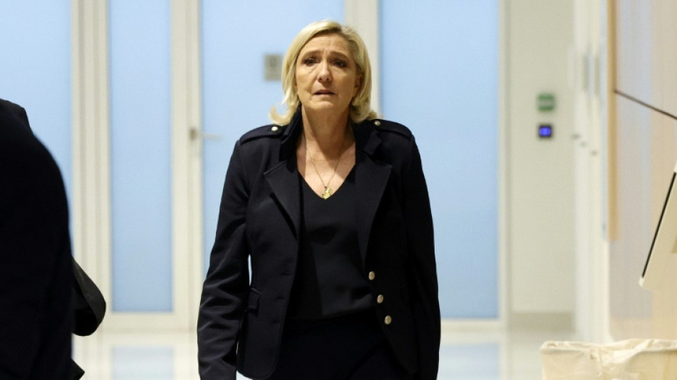 Inéligibilité de Marine Le Pen: le RN attaque la justice, Darmanin aussi