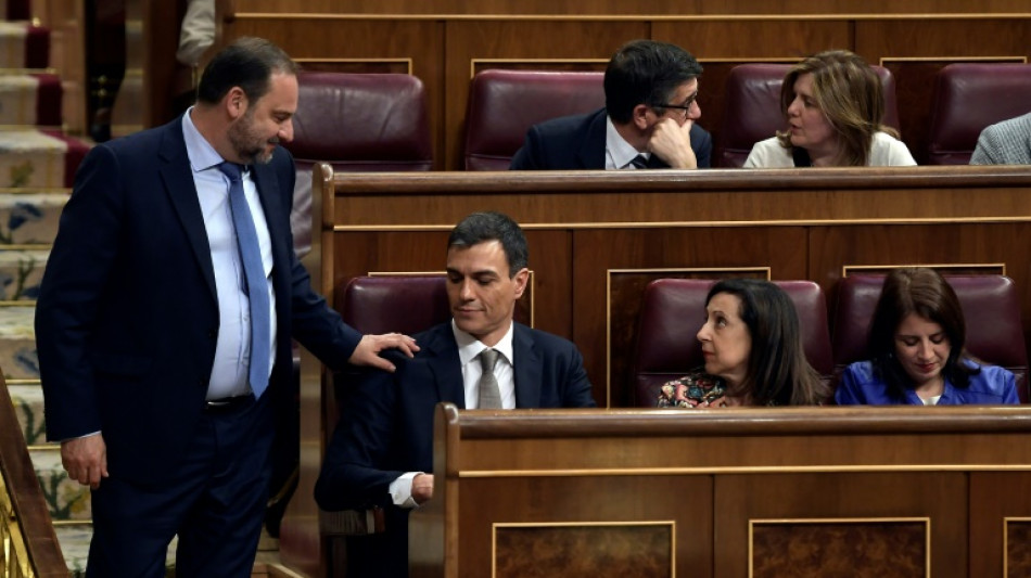 La derecha española pide la renuncia de Pedro Sánchez por presunta corrupción en su gobierno