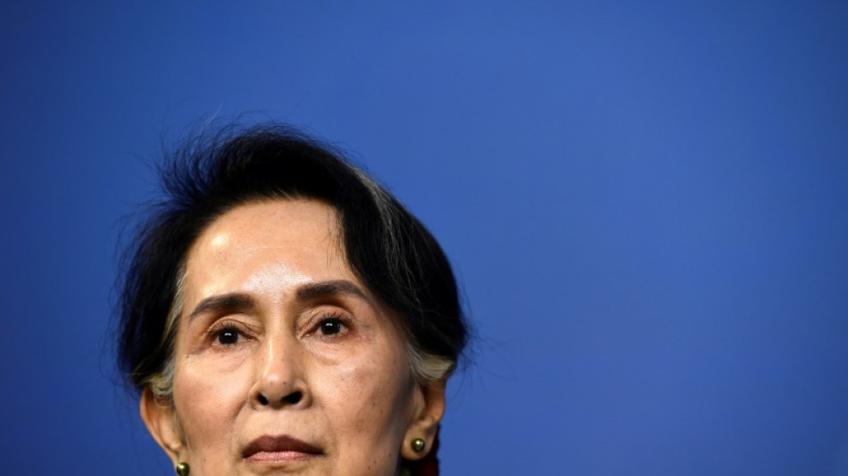 La exlíder birmana Aung San Suu Kyi, condenada a 3 años de cárcel por fraude electoral