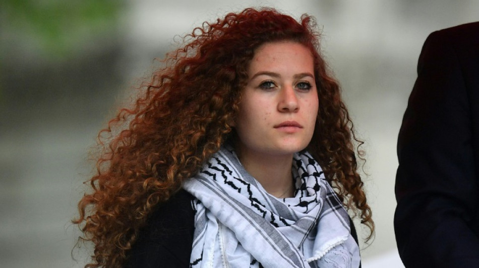 Arrestation de la jeune icône palestinienne Ahed Tamimi pour "incitation au terrorisme", annonce l'armée israélienne