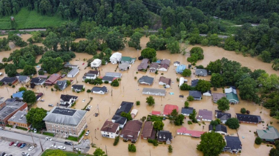 Al menos 15 muertos en las "peores" inundaciones en un estado de EEUU