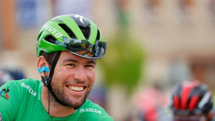 Cycling star Cavendish tells court how intruder held knife to his face