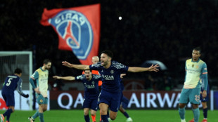 PSG vence Manchester City (4-2) de virada e segue vivo na Champions