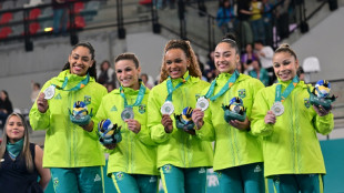 Rebeca Andrade estreia com medalha de prata no Pan na ginástica por equipes